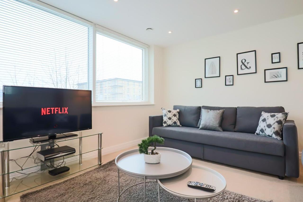 Portfolio Apartments - Welwyn Business Park Велвін-Гарден-Сіті Екстер'єр фото
