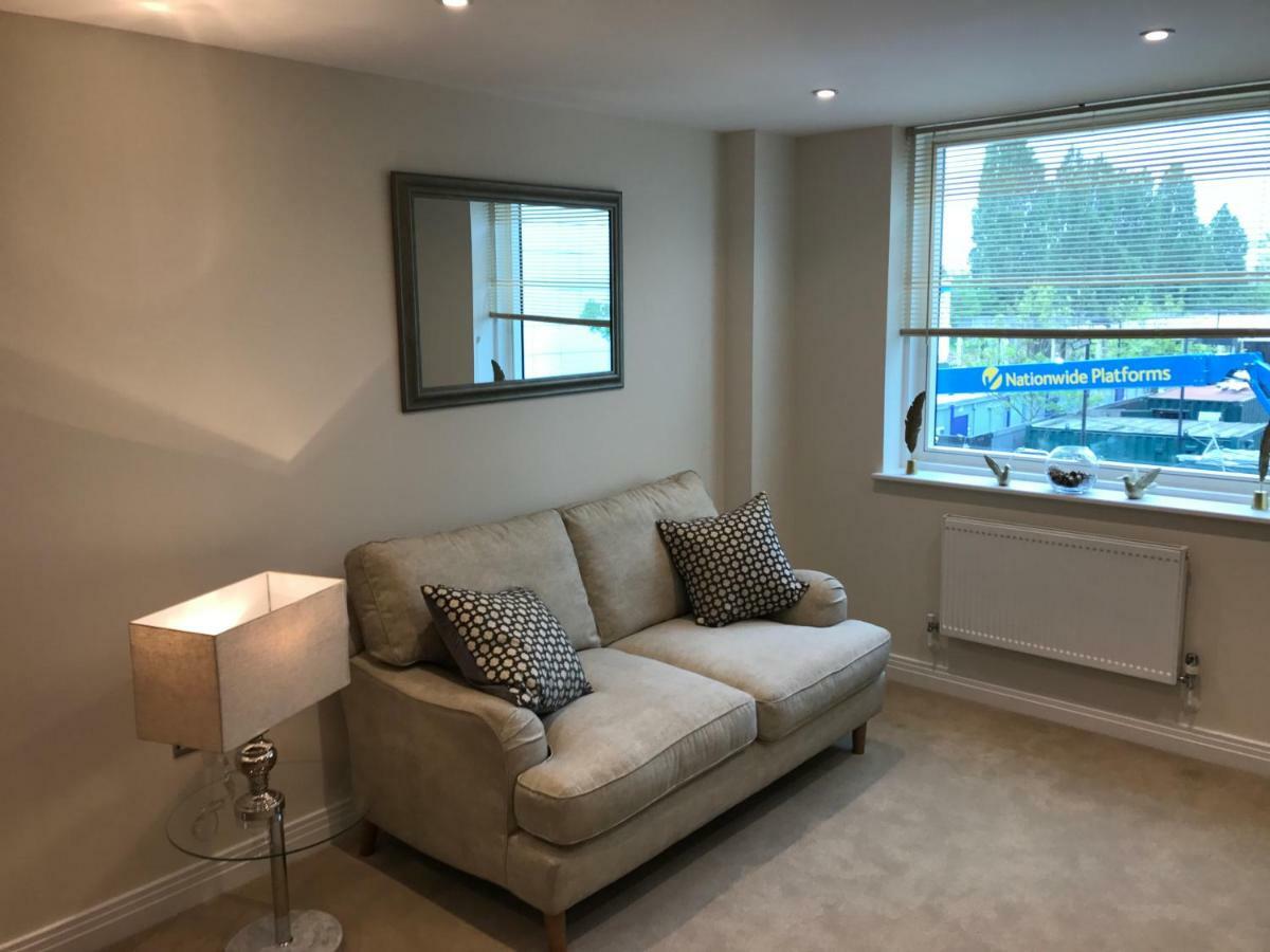 Portfolio Apartments - Welwyn Business Park Велвін-Гарден-Сіті Екстер'єр фото